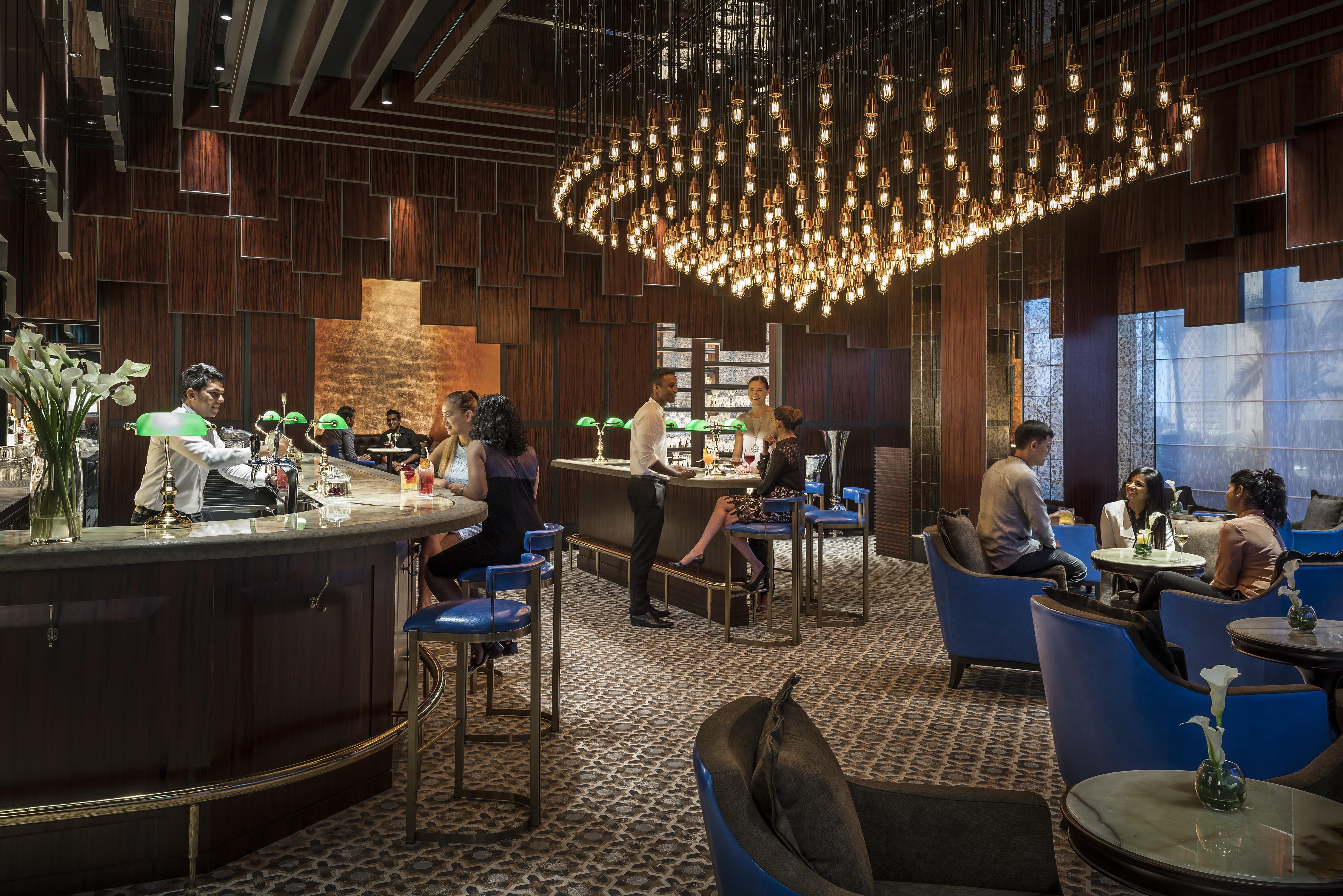 Shangri-La Κολόμπο Εξωτερικό φωτογραφία The interior of the bar