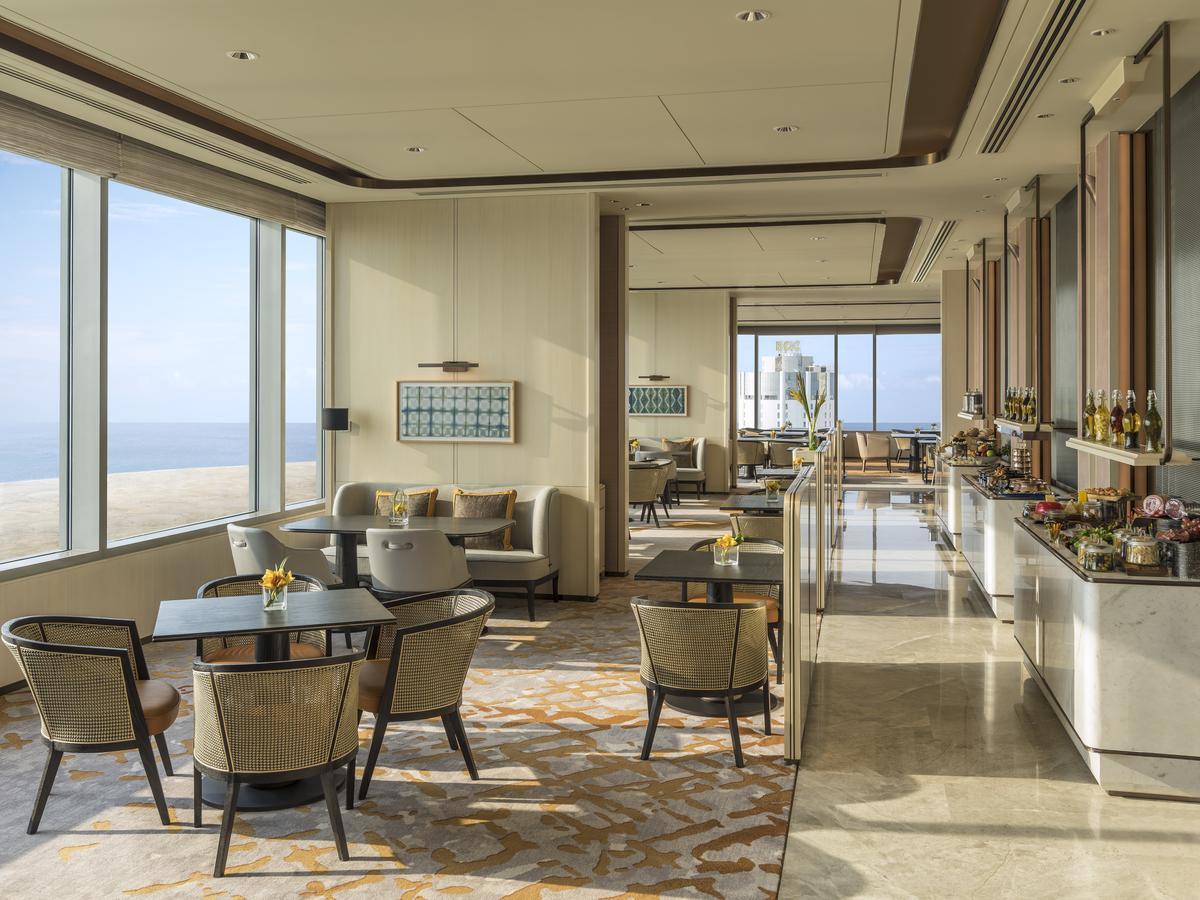 Shangri-La Κολόμπο Εξωτερικό φωτογραφία Club Lounge at the Ritz-Carlton, DIFC
