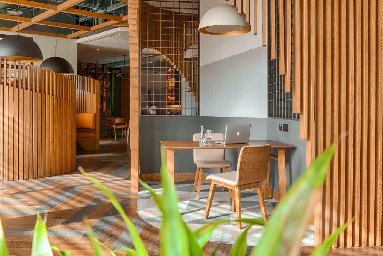 Shangri-La Κολόμπο Εξωτερικό φωτογραφία The interior of the hotel